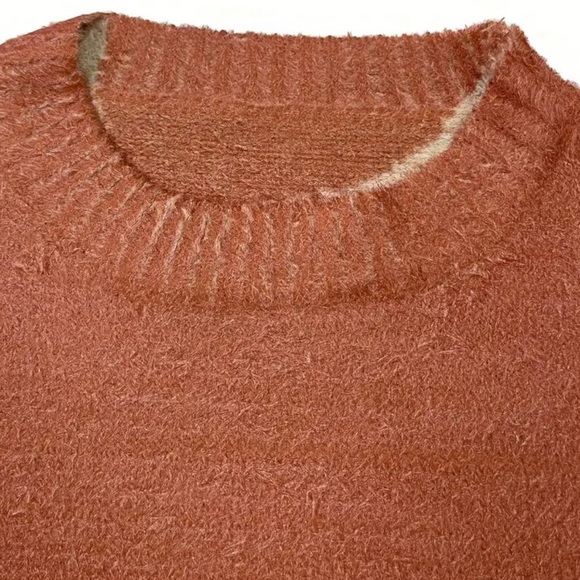 Childless CAT Lady - Picture 6 of 8